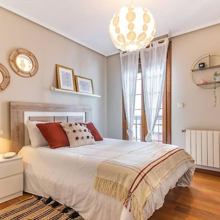 Piso De Diseno En El Casco Antiguo Apartment Кастро-Урдиалес Екстериор снимка